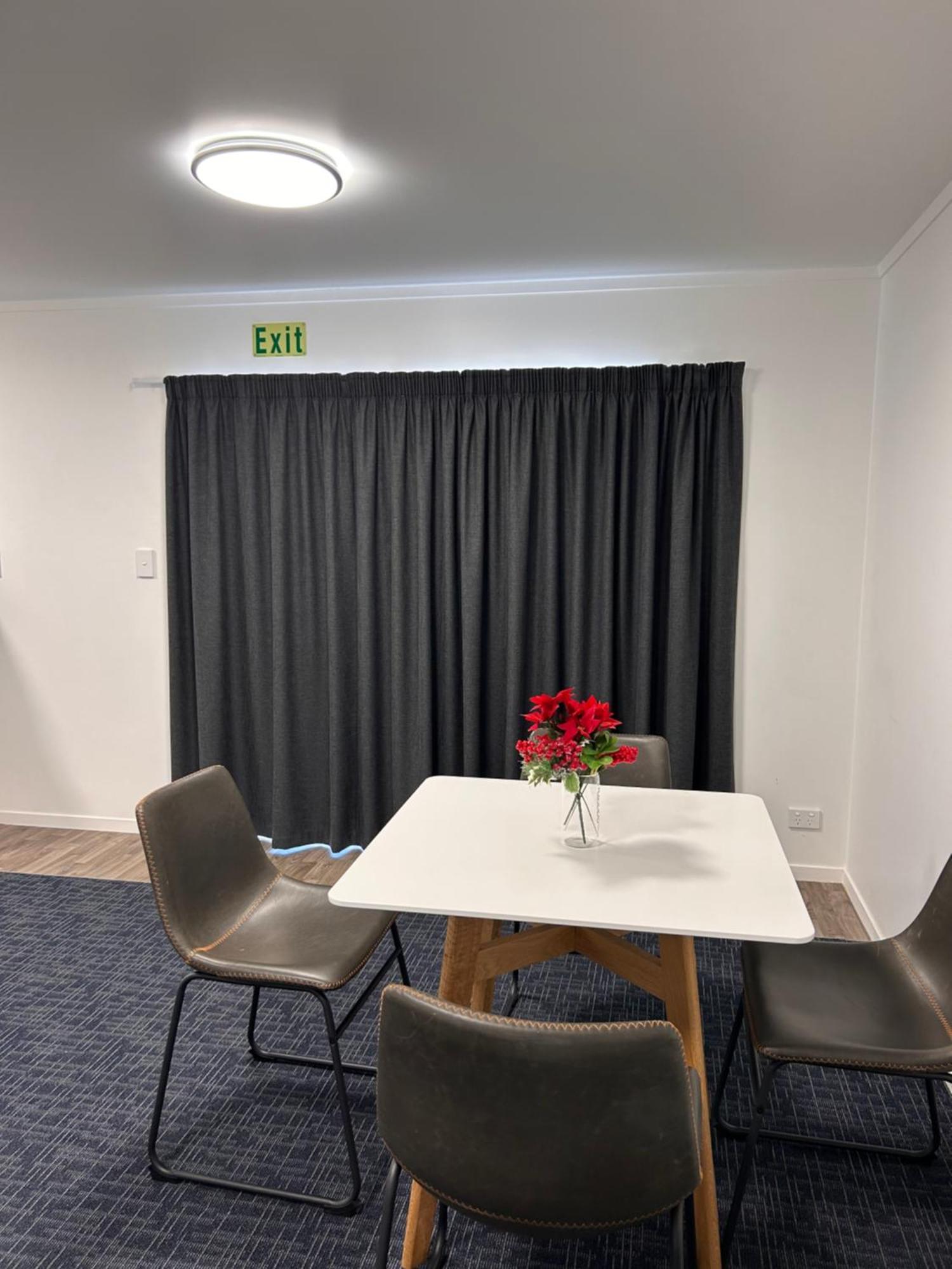 Terapa Motor Inn Хамилтън Екстериор снимка