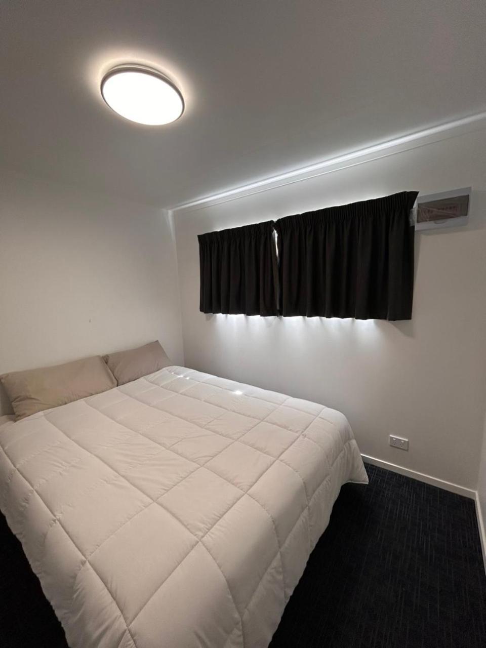 Terapa Motor Inn Хамилтън Екстериор снимка